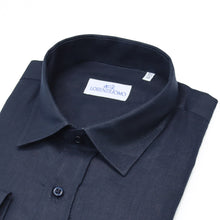 Carica l&#39;immagine nel visualizzatore di Gallery, Camicia in lino blu scuro regular collo classico 4551
