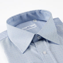 Carica l&#39;immagine nel visualizzatore di Gallery, Camicia azzurra regular collo classico con taschino 4050
