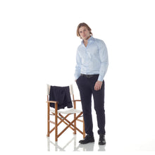 Carica l&#39;immagine nel visualizzatore di Gallery, Camicia azzurra slim collo francese senza taschino 3429
