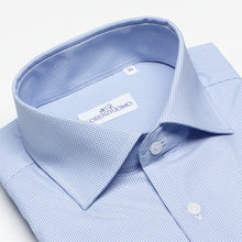 Carica l&#39;immagine nel visualizzatore di Gallery, Camicia azzurra slim collo francese 3439
