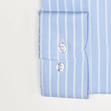 Carica l&#39;immagine nel visualizzatore di Gallery, Camicia azzurra regular collo bottondown 3545
