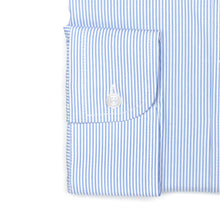 Carica l&#39;immagine nel visualizzatore di Gallery, Camicia azzurra regular collo bottondown 3548
