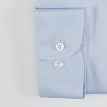 Carica l&#39;immagine nel visualizzatore di Gallery, Camicia azzurra regular collo button down con taschino 4039
