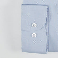 Carica l&#39;immagine nel visualizzatore di Gallery, Camicia azzurra regular collo classico con taschino 4057
