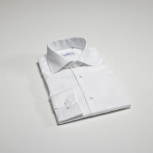 Carica l&#39;immagine nel visualizzatore di Gallery, Camicia bianca slim collo francese senza taschino 4062
