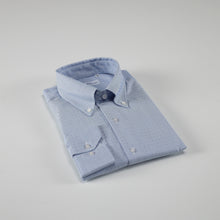 Carica l&#39;immagine nel visualizzatore di Gallery, Camicia azzurra slim collo bottondown senza taschino 4075
